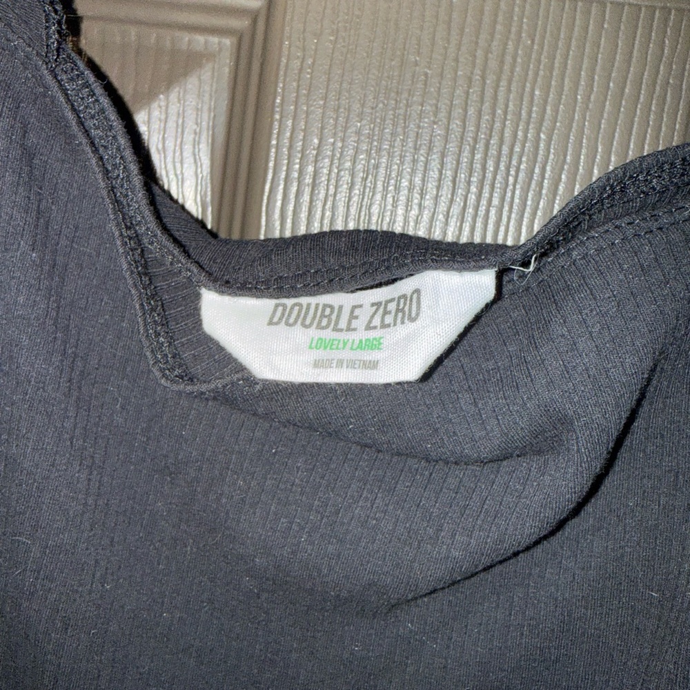 Square neck Ruffle Strap Bodysuit - Picture 2 of 2